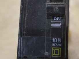 Square D 2 Pole 15 Amp Breaker