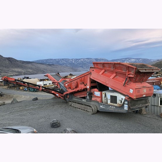 Sandvik QE340 Track Mounted Screen