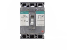 General Electric 3 Pole Breaker 30 Amp