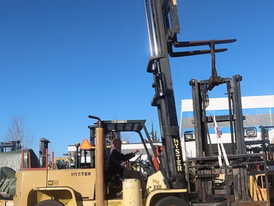 Hyster 15,000 lbs Forklift