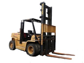 Montacarga Hyster de 15,000 lbs