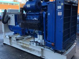 Perkins 400 kW Diesel Generator