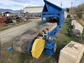 25 yard Hopper and Belt Feeder