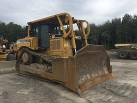 CAT D7R Dozer