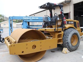 Caterpillar RODO CS-533D Packer