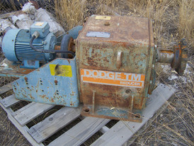 Dodge Inline Gear Reducer, Model TR 800 194.6 to 1 Ratio, Comes with 5 HP 1155 RPM Motor.