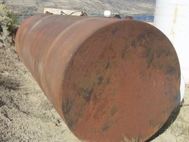 7 ft Dia. x 21 ft 5,000 Gallon Steel Tank. Very Good Condition.