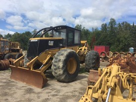 CAT 525 Grapple Skidder