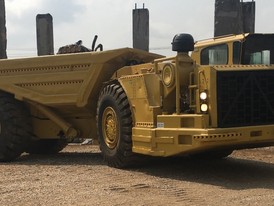 Caterpillar AD40 Underground Truck