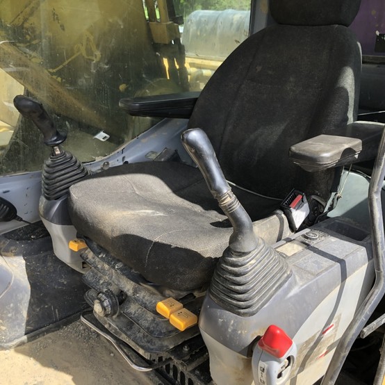 Komatsu PC400LC 7 Excavator komatsu-pc400lc-7-excavator