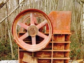 Used Hewitt Robins Style Jaw Crusher. 24 in. x 36 in. Custom Built Stand. 125 HP Electric Motor. Extra set of Jaw Plates.