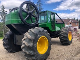 Allis-Chalmers 12 x 22 Jaw Crusher Skidder Mounted