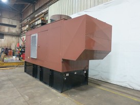 Cummins 600 kW Diesel Generator