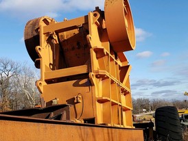 Universal 44" x 48" Jaw Crusher