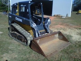 John Deere 319D Skid Steer