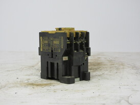 Allen-Bradley 100-A24ND3 Contactor 