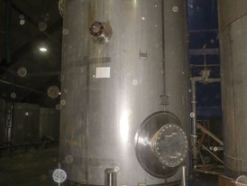 4,800 Gallon Stainless Steel Tank