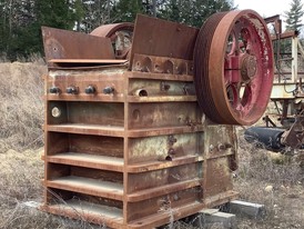 Hewitt Robins 30 x 48 Jaw Crusher