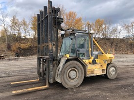 25,000 lbs. Forklift