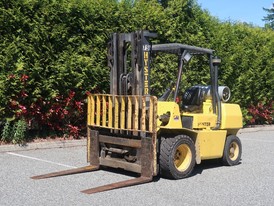 8,000 lbs, Forklift