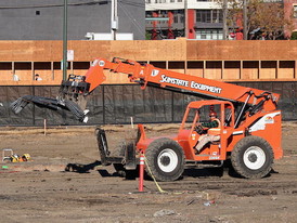 Zoom Booms / Telehandlers