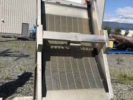 Sweco Stationary Trash/Dewatering Screen