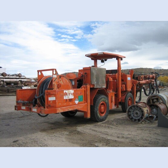 Tamrock Minimatic HS 205 2 Boom Jumbo Drill