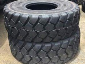 Lander 20.5R25 Tires