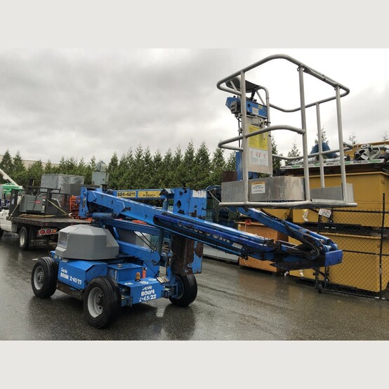 Genie Z4522 Boom Lift