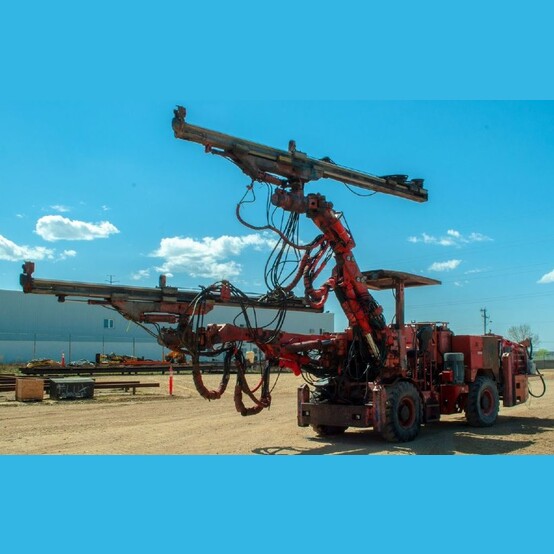 Sandvik Minimatic 20540 2Boom Jumbo Drill