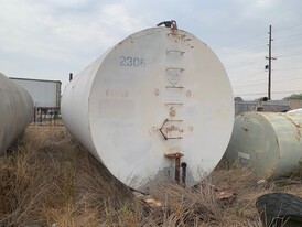 Tanques de Combustible Sobre Base