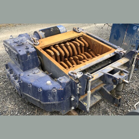 Satrind Tech Three Shaft Shredder