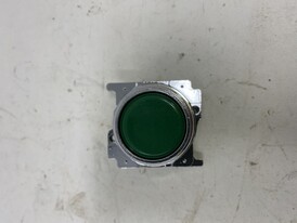 CUTLER HAMMER GREEN PUSH BUTTON