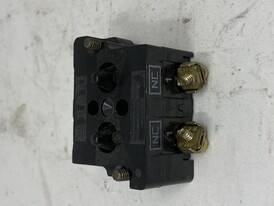 CUTLER HAMMER 30 MM PUSH BUTTON CONTACT BLOCK